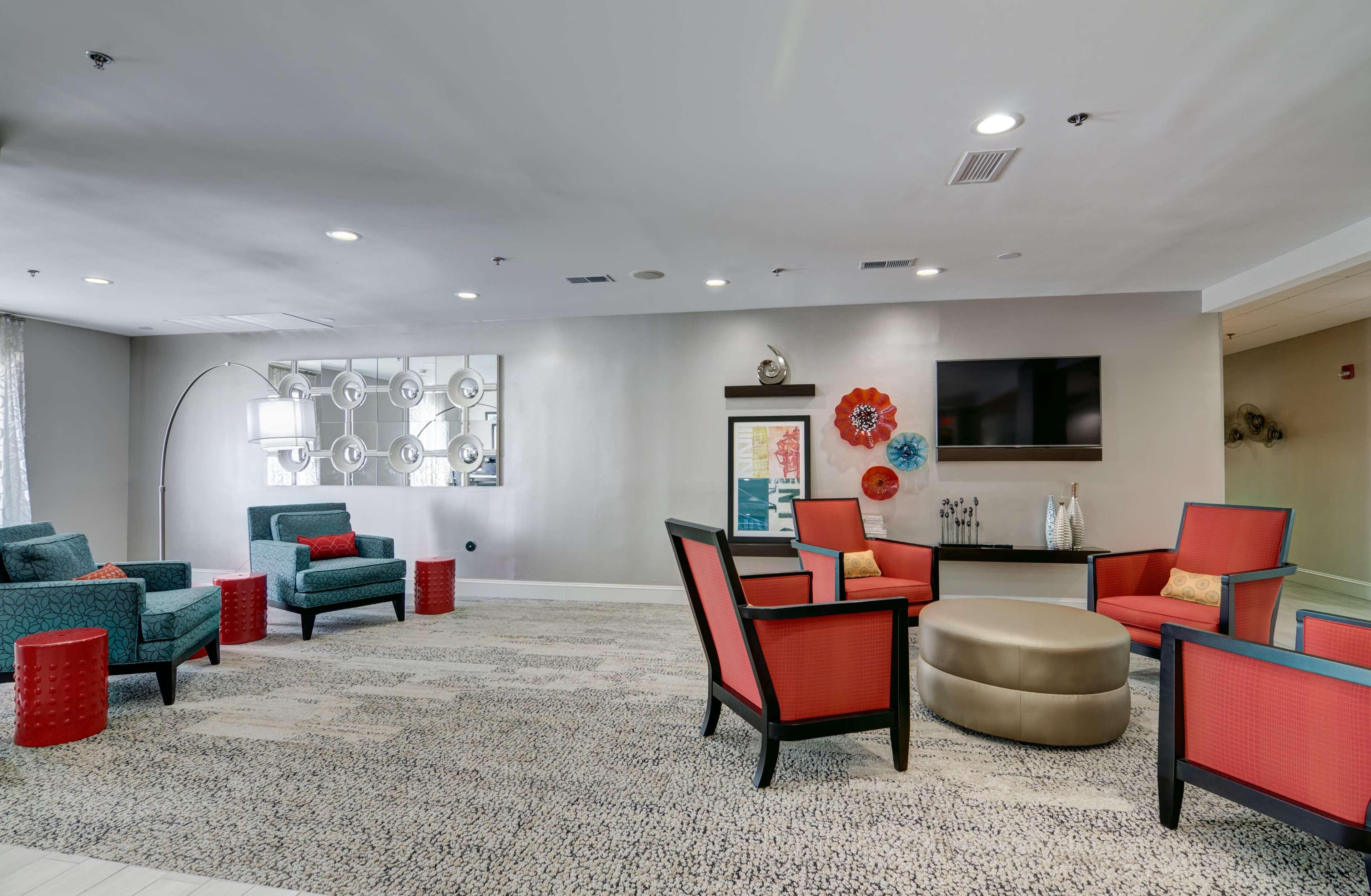 Hampton Inn Сейлем Экстерьер фото