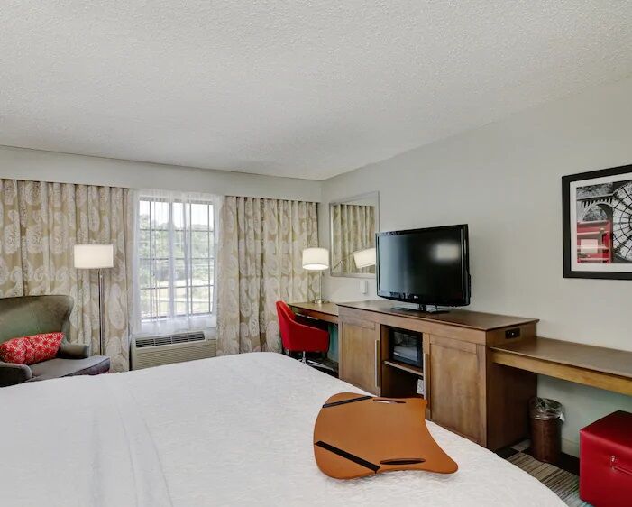 Hampton Inn Сейлем Экстерьер фото